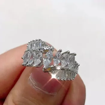 Huitan Новопроектирани кубични циркониеви пръстени за сватбено тържество Луксозни аксесоари Висококачествен сребърен цвят Дамски модерни бижута 2