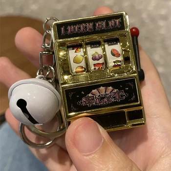 Смешни плодове машина ключодържател творчески слот казино модел игра ключодържател ретро чар монета играе играчка късмет висулки